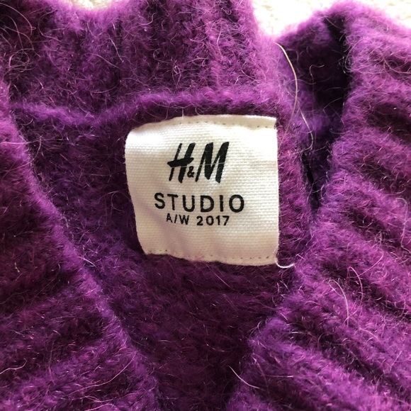 Purple sweater - Picture 2 of 4